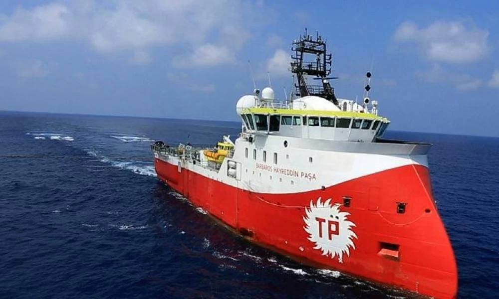 Ύποπτη πορεία έχει αυτή τη στιγμή το τουρκικό ερευνητικό Barbaros